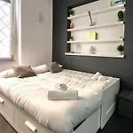Piramide Charming Flat E Terrace